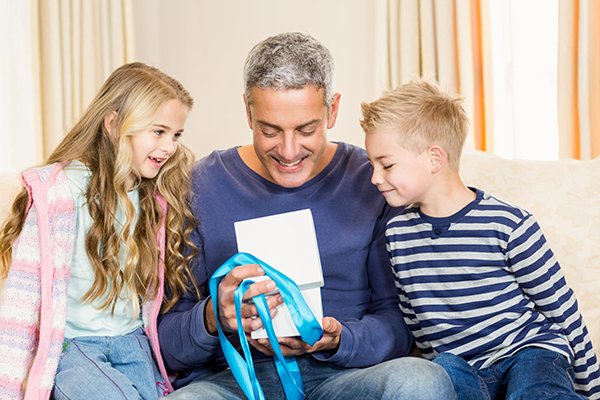 Perfect Dental Gifts for Father’s Day