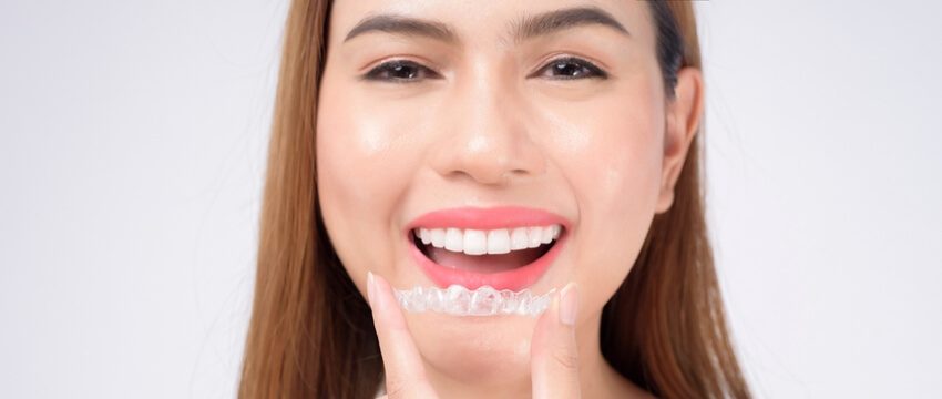 Invisalign vs Braces – What You Need To Know About Teeth Straightening?